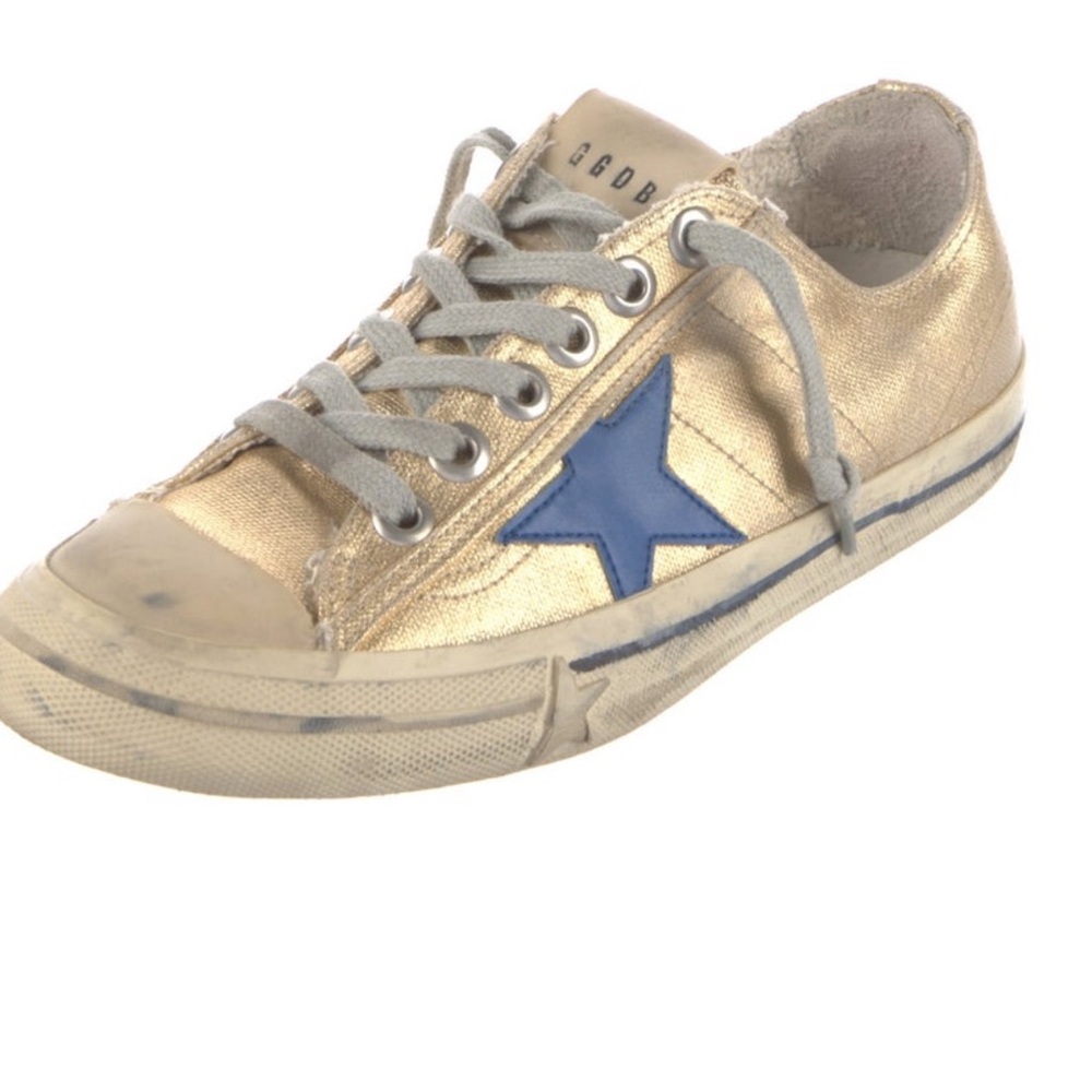 Golden Goose ⭐️Vstar 2 Low Top Sneakers come with dust bag